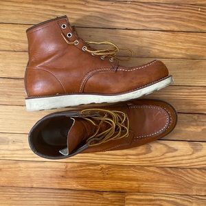 Red Wing Boots / size 10.5 / EUC
